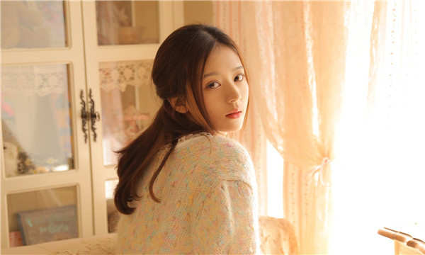 石屏同志试管助孕包生女儿——让梦想成真，助力不孕不育家庭的希望