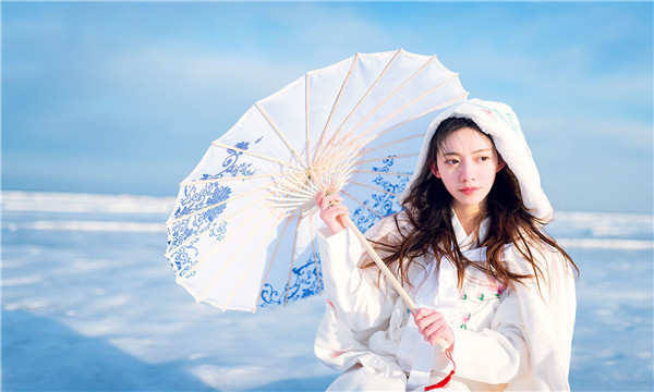 石屏试管代怀生子多少钱一个？助孕之路的费用分析与方案选择